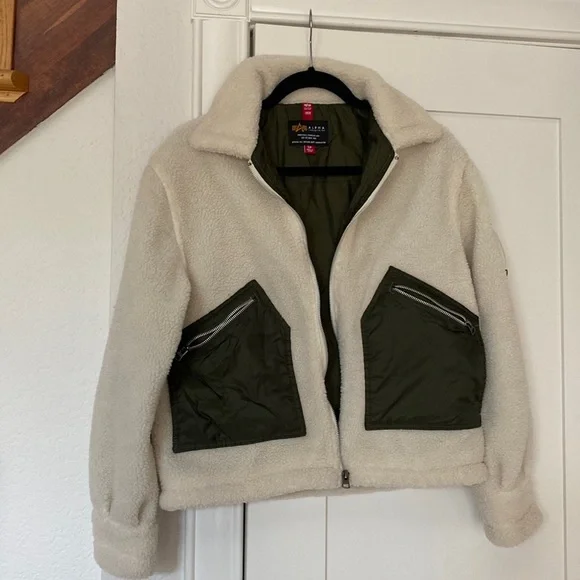 Alpha industries shop shearling jacket